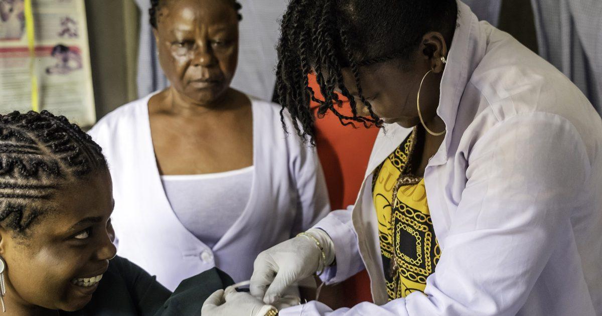 brazilian Parenting Brazil: Brazilian Parenting in a Digital Era: De